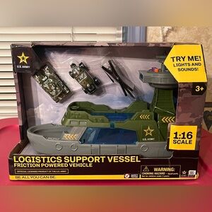 US ARMY Logistics Support Vessel Playset